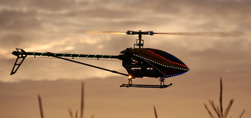 Align T Rex 700 Nachtflug Bilder, Helikopter mit LED Streifen beleuchtet