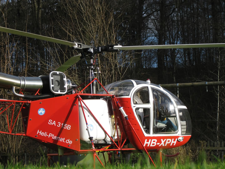 Helikopter SA315B Lama Seitenansicht