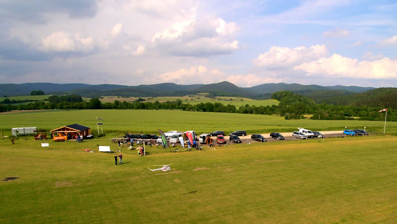 Modellflugplatz des LSV Bad Lauterberg im Harz - Im Harz kann man gut Modellflug betreiben Campingplatz Wiesenbeker Teich