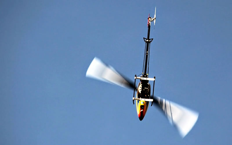 Big Lama Helikopter fliegen in der Flugschule